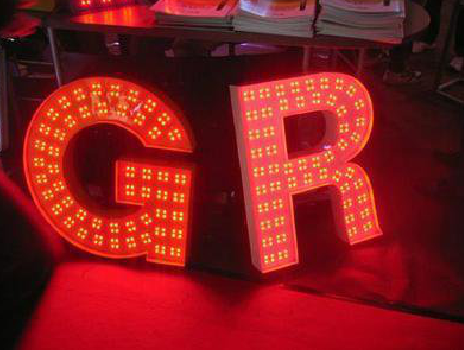 利辛LED发光字常见的安装误区。